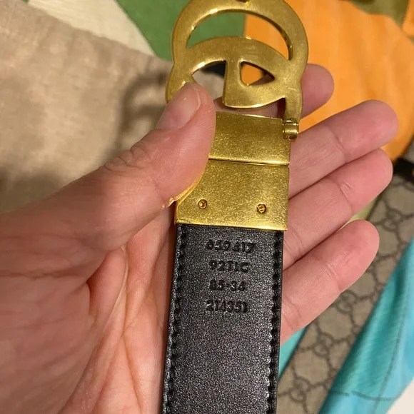 Gucci Marmont 1.2” Reversible Belt (size 85) - like new. - Picture 3 of 3